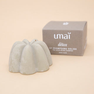 shampoing Detox solide umai avec sa boite